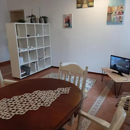 بيت ضيافة Piccola Italia Casa Racovita 3*
