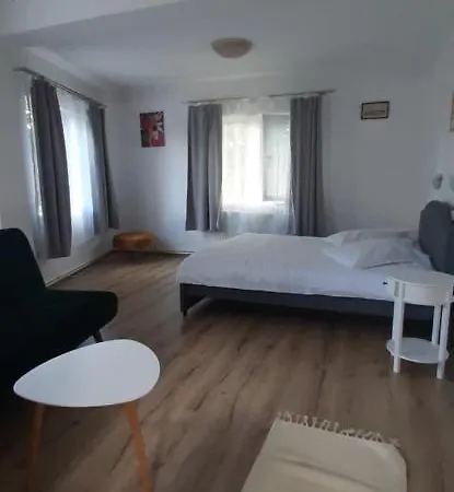Piccola Italia Casa Racovita بيت ضيافة كلوج-نابوكا