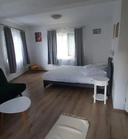 Piccola Italia Casa Racovita