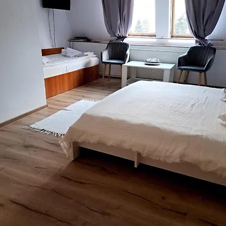 Piccola Italia Casa Racovita クルージュ＝ナポカ