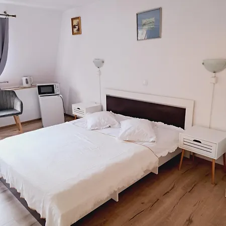 Piccola Italia Casa Racovita بيت ضيافة