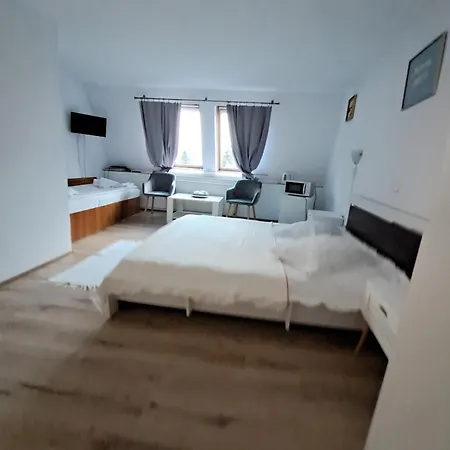 Piccola Italia Casa Racovita 3*