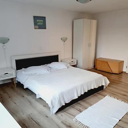 بيت ضيافة Piccola Italia Casa Racovita