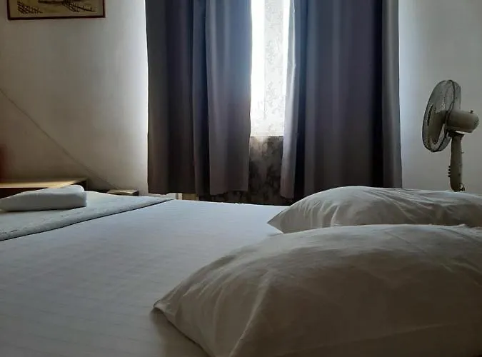 Piccola Italia Casa Racovita 3* Κλουζ-Ναπόκα