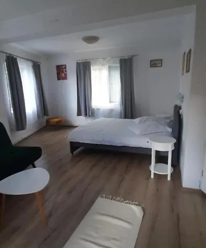 Piccola Italia Casa Racovita