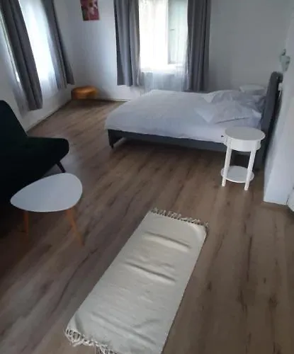 Piccola Italia Casa Racovita 게스트하우스 클루지나포카