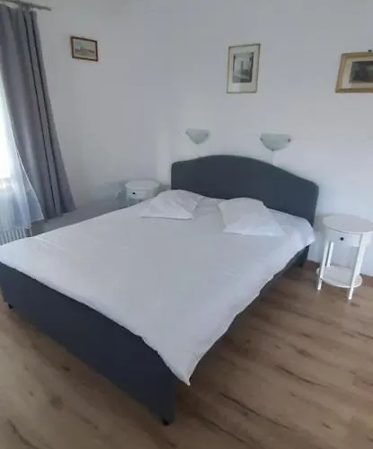 Pensión Piccola Italia Casa Racovita Cluj-Napoca