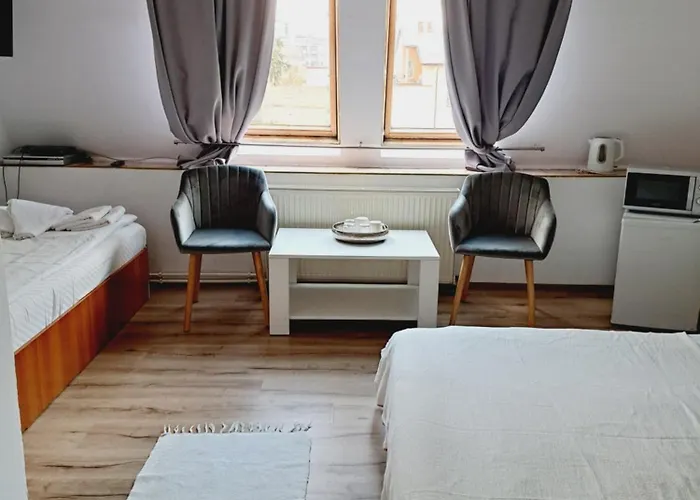 Piccola Italia Casa Racovita Πανσιόν